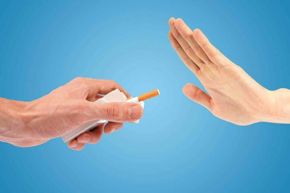 Erretzeari uko egitea eta gorputzaren argazkia 1